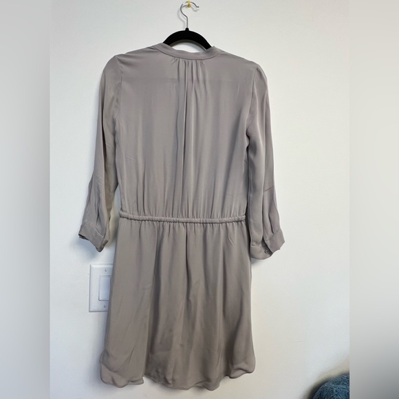 Aritzia BABATON Bennett 100% Silk Dress Sz S - Picture 2 of 3